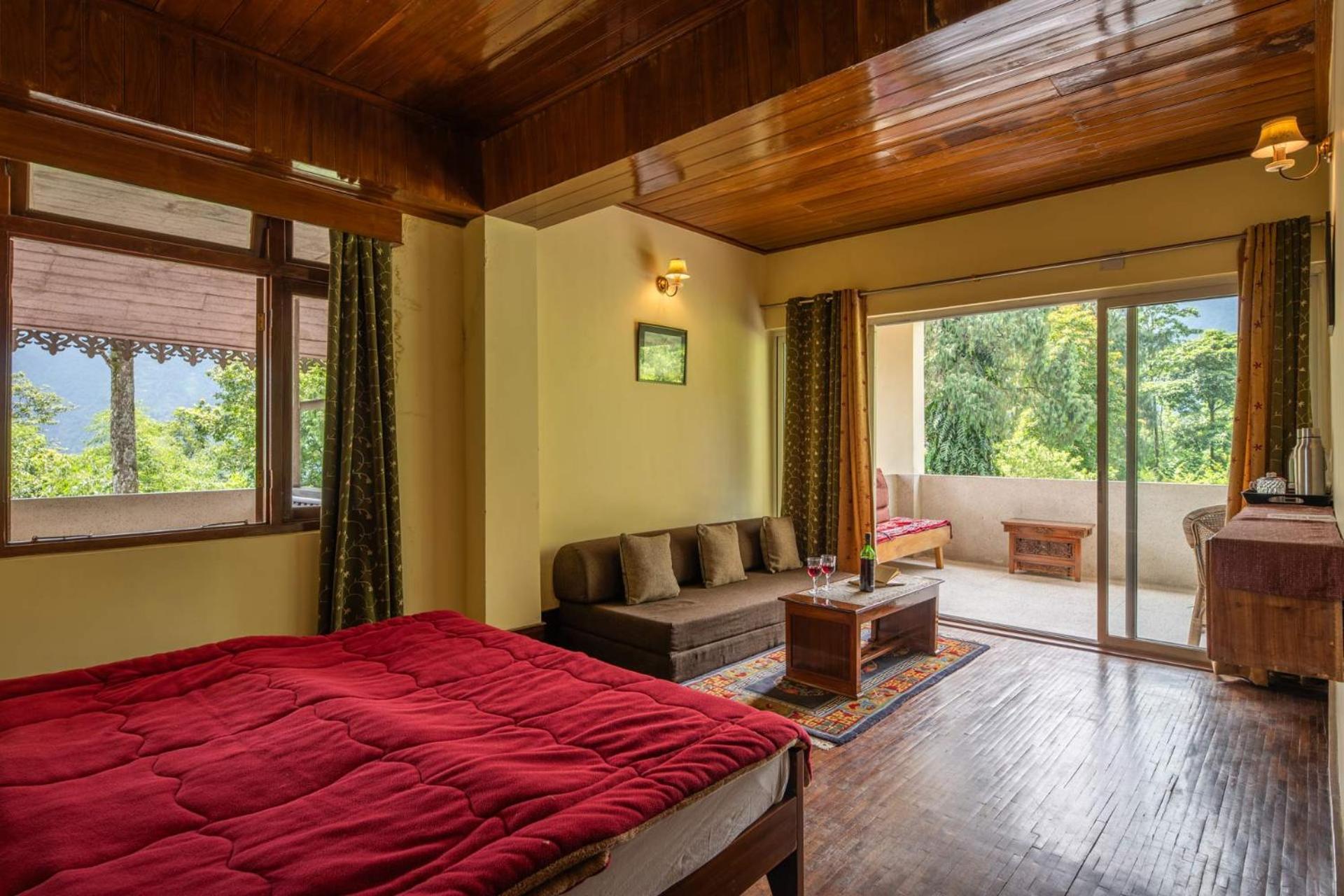 La Ipsing Farm By Stayvista - 3 Bhk Villa With Balcony, Mountain View, Indoor Games, And Pet Friendly Samdong Extérieur photo