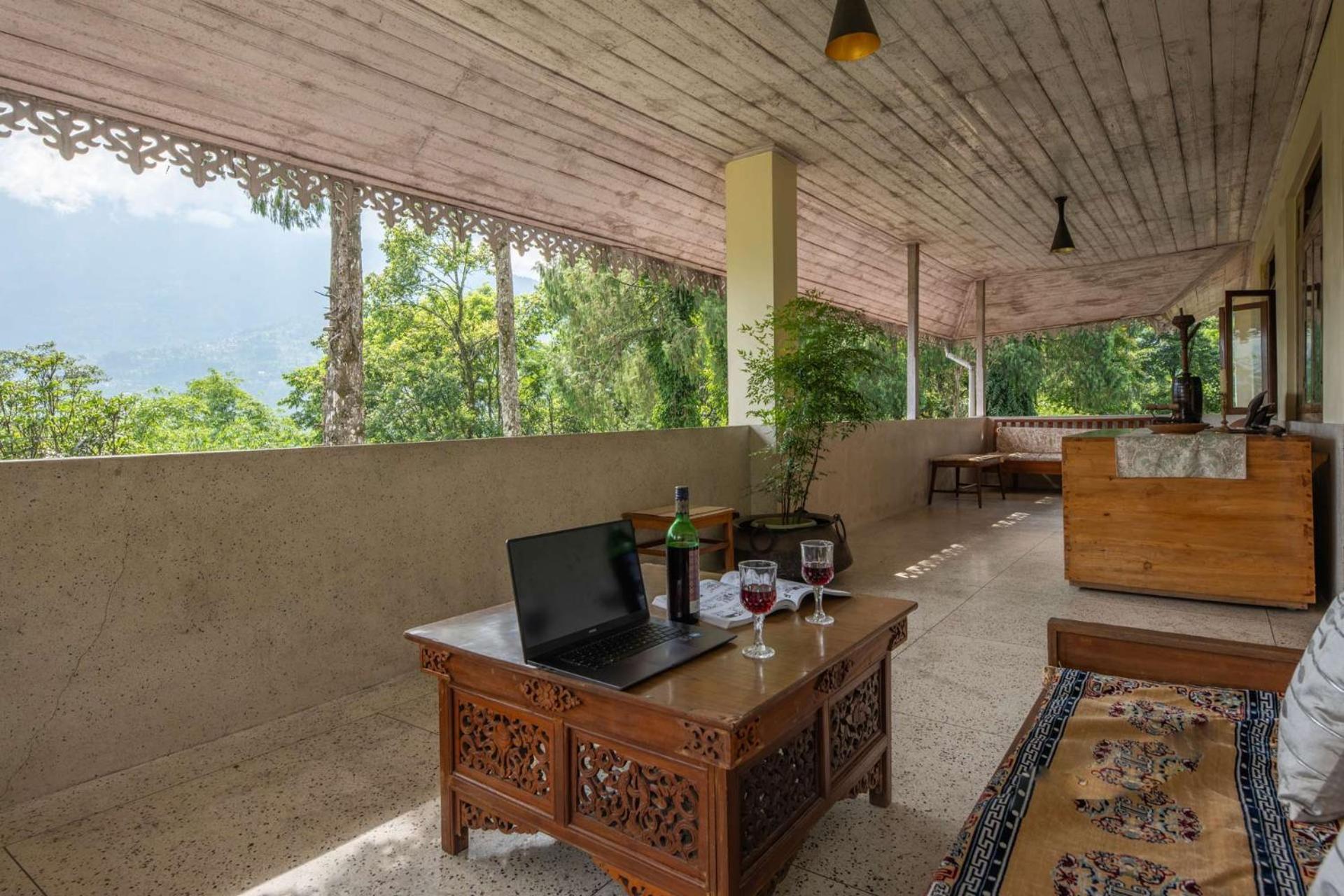 La Ipsing Farm By Stayvista - 3 Bhk Villa With Balcony, Mountain View, Indoor Games, And Pet Friendly Samdong Extérieur photo